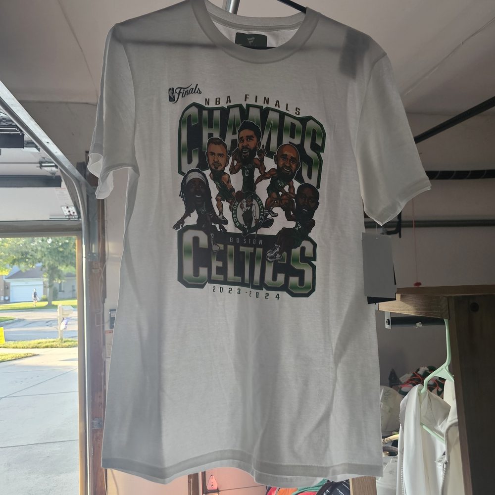 Fanatics NBA Finals 2023-2024 Champs Boston Celtics White Tee Size XL